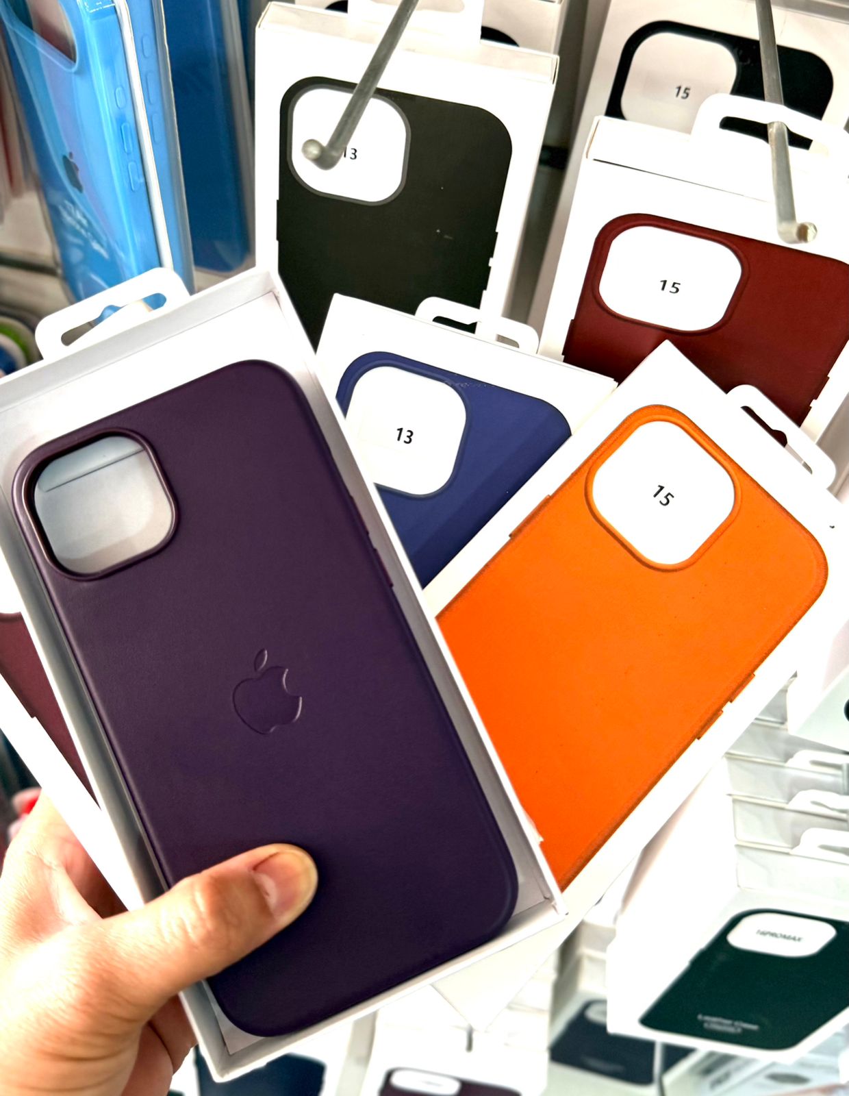 CAPA IPHONE COURO APPLE (SOB ENCOMENDA)